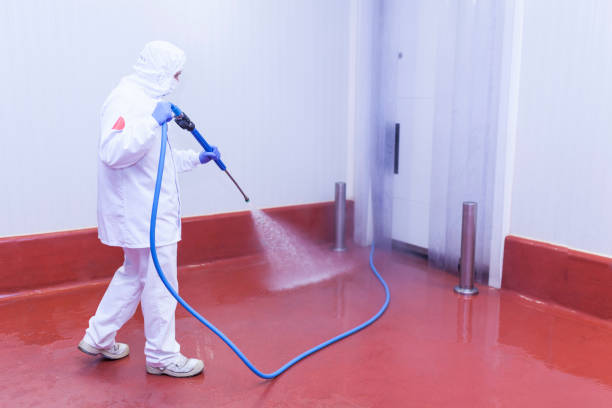 Animal Enclosure Cleaning in Aventura, FL